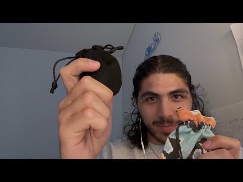 ASMR soothing Fabric sounds (scratching/ massaging)
