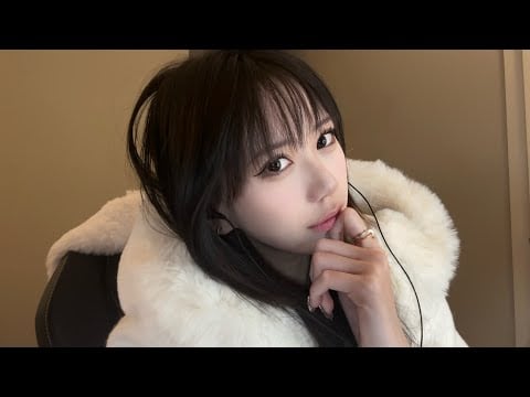 ASMR I’m your cool single aunt 😎