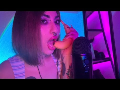 🍌 Tingly Banana Eating ASMR + Mouth Sounds (Super Relaxing)