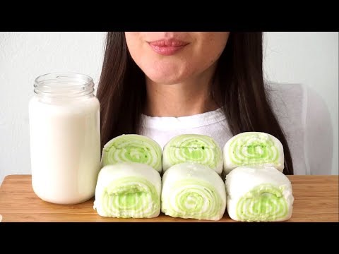 ASMR Eating Sounds: Steamed Pandan Buns (Mantou) & Soy Milk (No Talking)