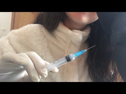 ASMR | Soft Spoken - Filler & Botox - Je comble tes rides 💉
