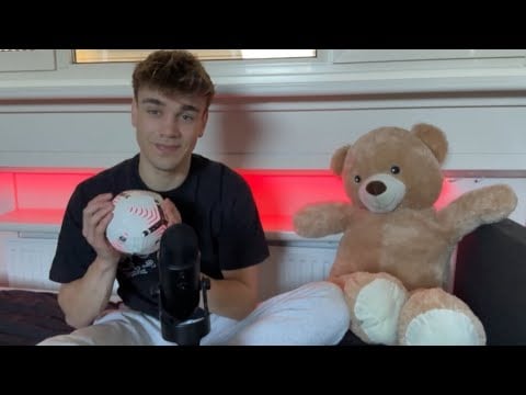 ASMR Sleepy Whispers before Bed❤️ (personal attention, sticky tapping)