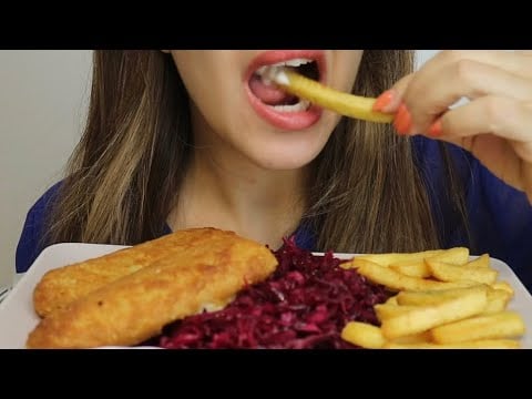 ASMR BREADED FISH / TURKISH RED CABBAGE SALAD / FRIES / MUKBANG / CREMA ASMR #asmr #mukbang #fish