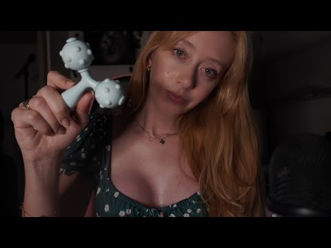 ASMR - MASSAGEM NO SEU ROSTO E OMBROS 🤤