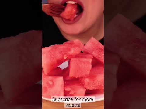 CRUNCHY WATERMELON #shorts #asmr #asmrmukbang #bigbites #crunchy #eatingsounds #asmrsounds #food