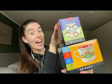 ASMR Unpack F.R.I.E.N.D.S surprise boxes with me! 📦❓(tapping, games & more)