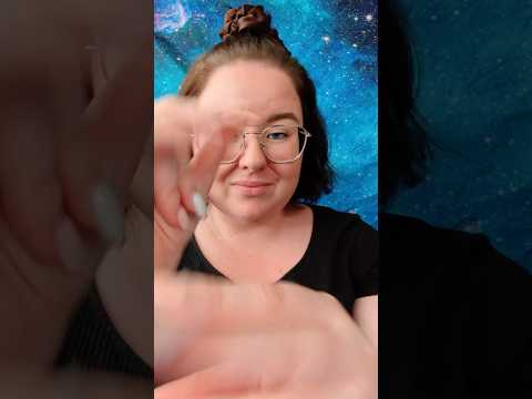 #relax #tingles #asmr #josefinasmr #sleep #asmrsvenska #asmrshorts #satisfying #handmovementsasmr