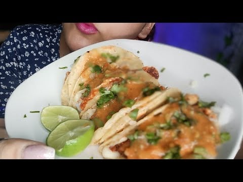 ASMR Comiendo Tacos de carne adobada 
