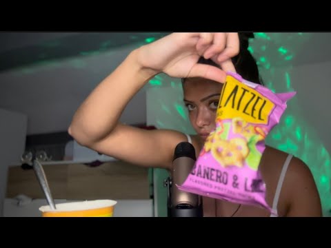 ASMR Je teste des aliments du monde🌎