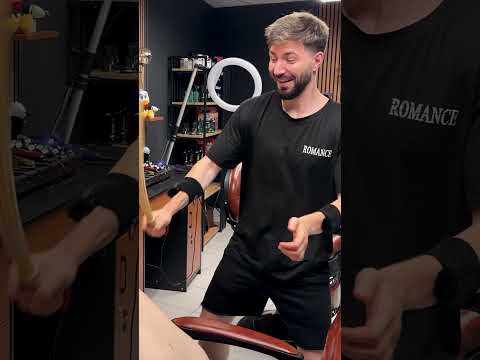 Watch the full video on the channel🫶 #asmr #barber #thebarbersarms #beard #haircut #barbershop