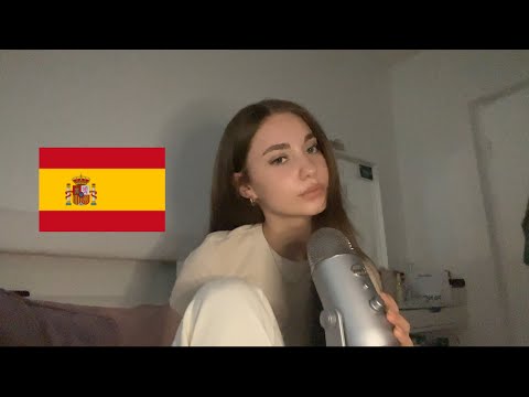 ASMR in Spanish 🇪🇸 (reading, trigger words)