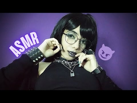 ASMR GÓTICA YANDERE APAIXONADA POR VOCÊ | ROLEPLAY