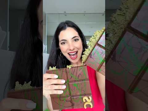 Chocolate Dubai GIGANTE Viral - Advinhe o recheio #asmr #dubaichocolate