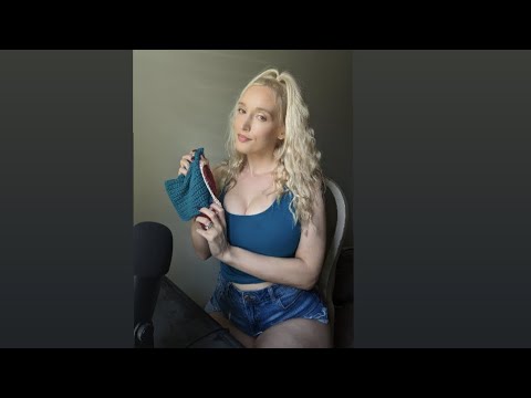 🎧ASMR Crocheted Fabric Sounds😌💙✨Requested ✨soft gentle scratching on yarn and cloth over the mic💙✨