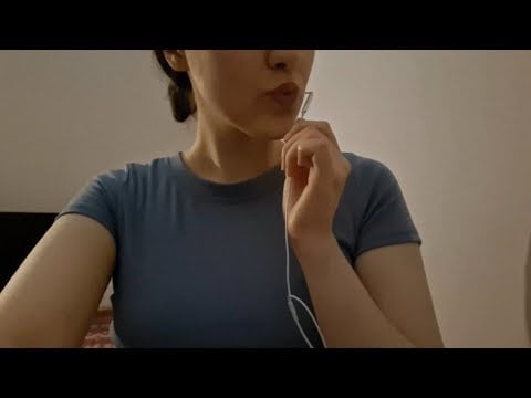 ASMR apple mic mouth sounds 💤