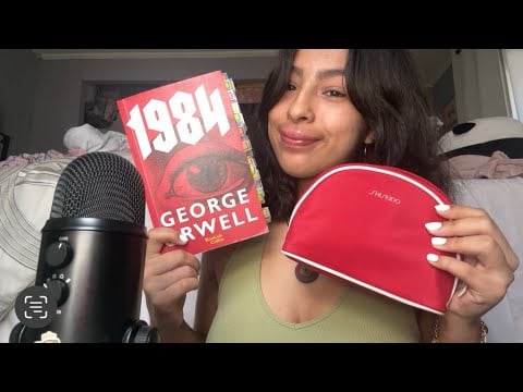 ASMR with ONLY red items 🍓🍒💋❤️
