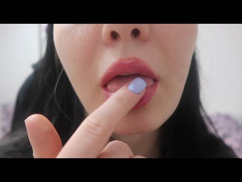 ASMR - Close Up Spit Painting and Good Night Kisses #kisses #spitpainting #asmr