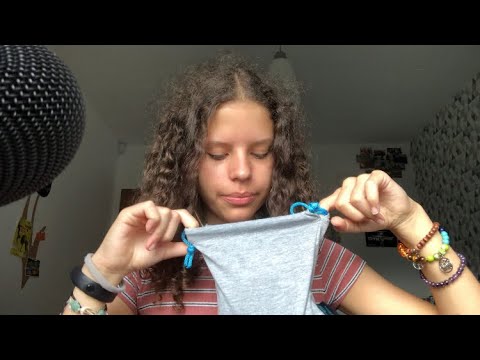 [ASMR] opening an airplane sleeping kit😴