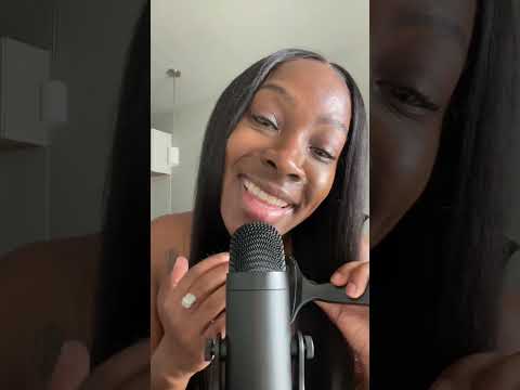 ASMR brush sounds #asmr #asmrtingles #asmrtriggers