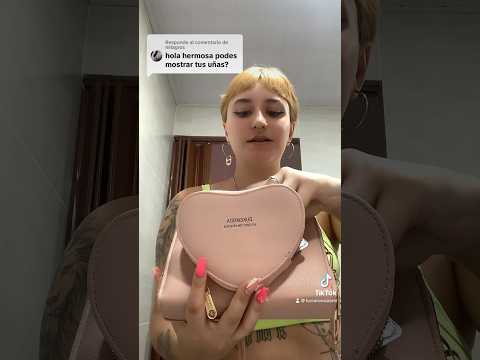 asmr que llevo en la cartera