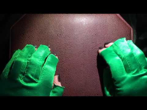 Long Nails*ﾟ✲* tapping*ﾟ✲* on a LEATHER jewelry box  [[ASMR]]