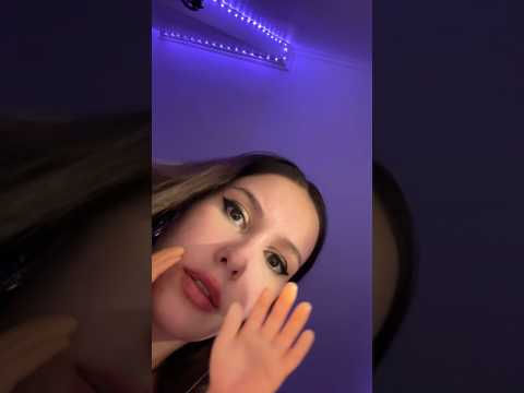 Une folle fort sympathique 🤗 #asmr #asmrroleplay #asmrfrançais #drole #asmrtist