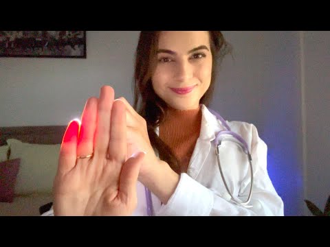 ASMR NERVOS CRANIANOS NOTURNO 🩺 Médica Te Examina de Madrugada 💤 Exame dos Olhos, Ouvido, Luz