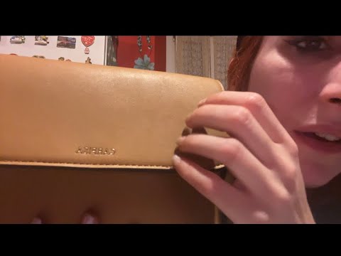 ASMR ITA * what’s in my bag 👜👜 * OnlyRed ASMR