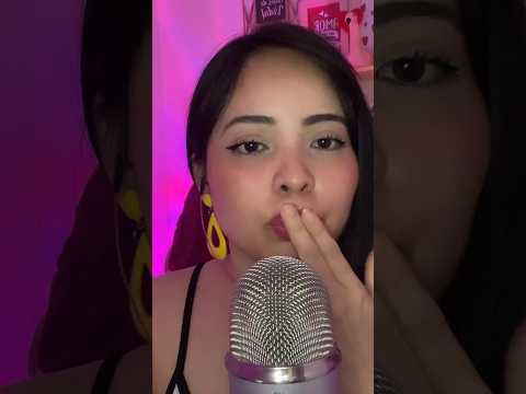 Asmr kiss