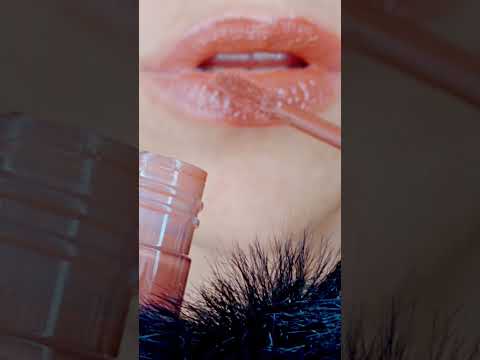 ASMR Lip Gloss 💄✨ | Sticky Mouth Sounds | No Talking | ملمع الشفاه وأصوات الفم | بدون كلام