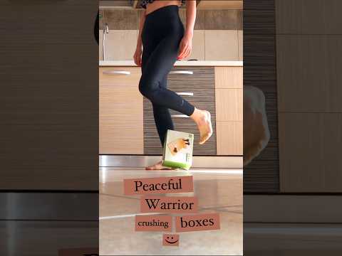Peaceful Warrior Crushing Things: Pea vs. Boxes! Oddly Satisfying ASMR
