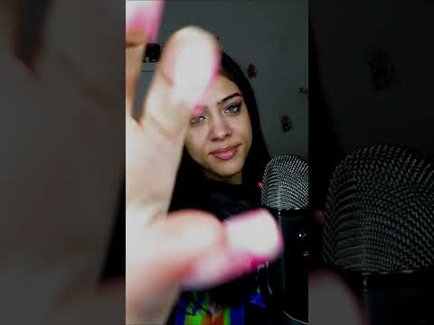 ASMR UÑAS EN EL MICROFONO