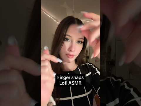 Do you feel #relaxed ? 🤌 #asmr #lofiasmr #fastasmr #fingersnap
