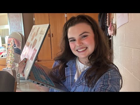 ASMR (odd) doctor’s office roleplay!! || doctor & receptionist 📝🩺🩻