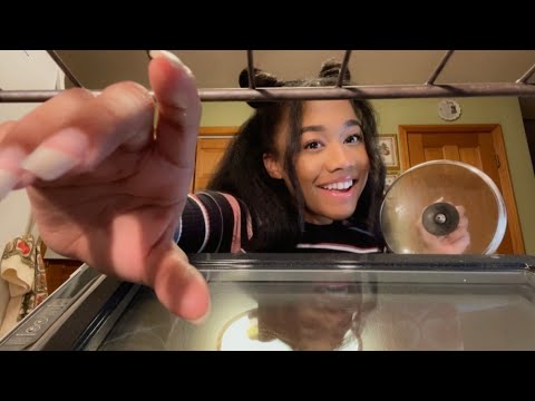 ASMR I Eat Your Face(Face Touching)(Personal Attention) P3 😋🍽😋