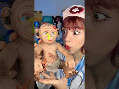 doutora Drimi brinquedos salva o macaquinho abandonado 🙊🏥 #asmr #funny