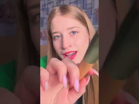 ASMR 💤 Whispering Russian Names 💚