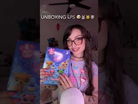 ASMR UNBOXING LPS #asmr #asmrtriggers #asmrunboxing #lps