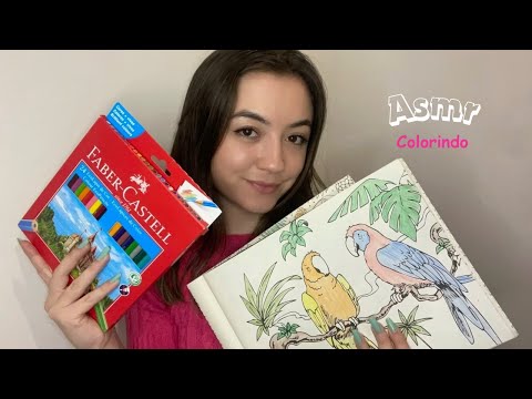 ASMR COLORINDO COM VOCÊS (sussurros, som de chuva e tapping) 😴🎨