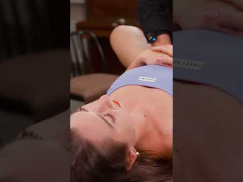 Deep tissue massage and maximum stretching for Helenа #chiropractor