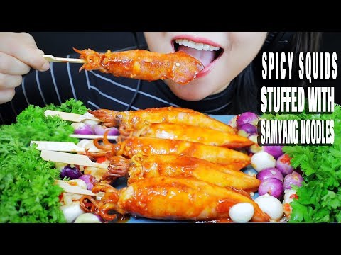 ASMR COOKING SPICY STIR-FRIED SQUIDS STUFFED WITH SAMYANG BULDALK MINI 12000 SHU NOODLES | LINH-ASMR