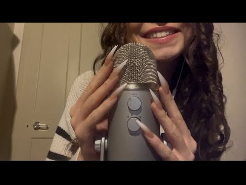 My twenty first ASMR video | mic scratching + close clicky whispering