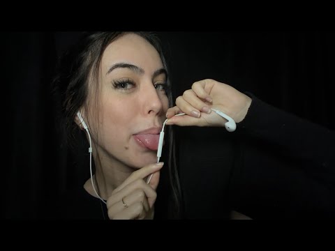 ASMR- IMPOSSÍVEL NÃO SE ARREPIAR COM O MIC DO FONE DE OUVIDO! 