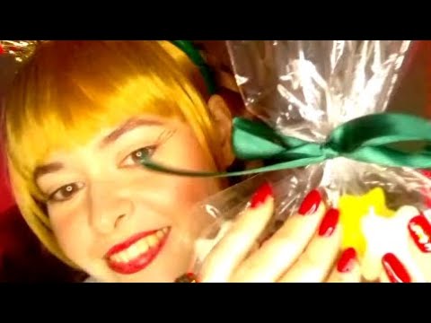 Asmr Cindy Lou Who gets you ready for Christmas caroling🎄🎊(roleplay,candy makeup and more)