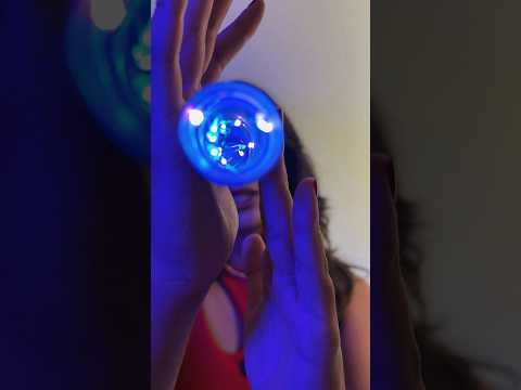 seu novo ASMR favorito: sons de boca com luz 🌟