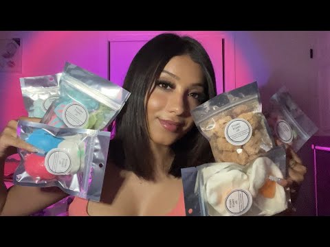 ASMR| Trying Freeze Dried Candy 🧊🍬 (Satisfying crunchy mouth sounds)