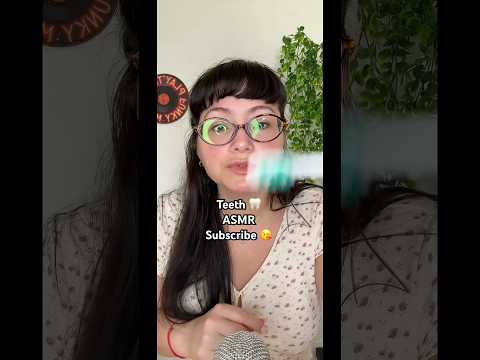 #asmr #triggersforsleep #asmrtriggers #tapping #asmrsounds #scratching #relax @aramoonasmr1111