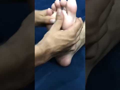 Foot Massage Bliss 👣✨#footmassage #legmassage #asmr #relaxing #massage #streesrelief #lahoribarber
