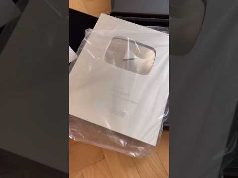 Unboxing my YouTube Playbutton 🥺😭 Thank you everyone & thank you @youtubecreators @YouTube ❤️