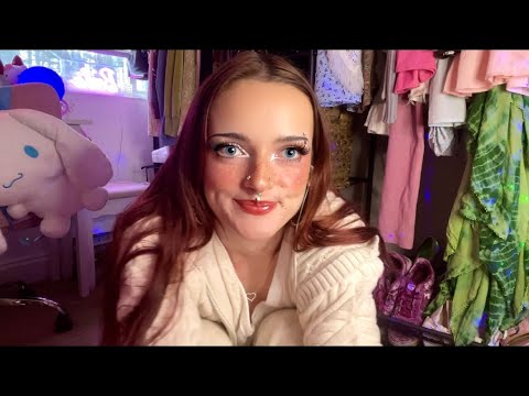 ASMR | Weird Girl Is Obsessed with You 👁️👄👁️(Roleplay)